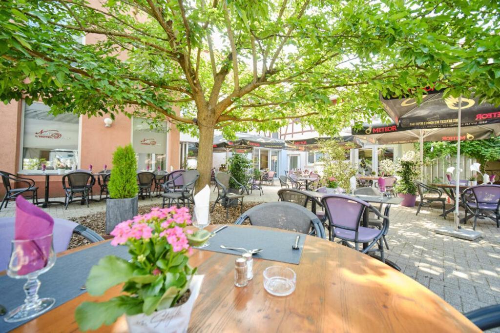 Hotel Restaurant Notre Dame 阿格诺 外观 照片